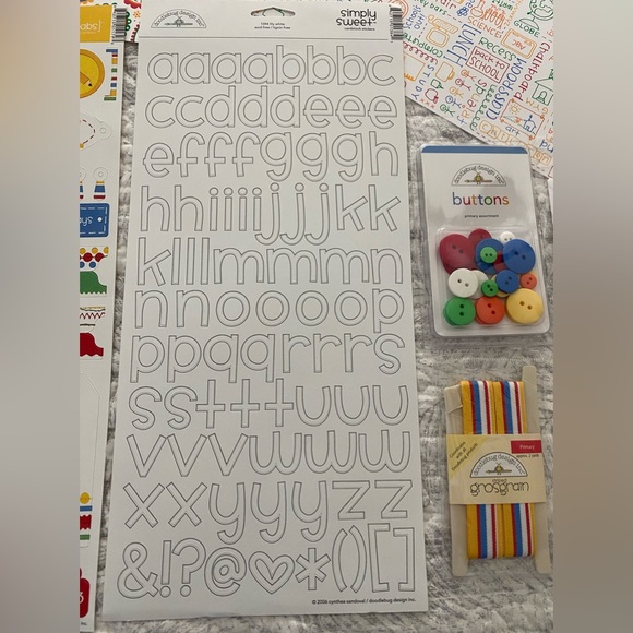 ✏️📚 DOODLEBUG DESIGN INC. SCHOOL & TEACHER DIY SCRAPBOOK BUNDLE! 12 PIECE LOT! - Picture 6 of 14